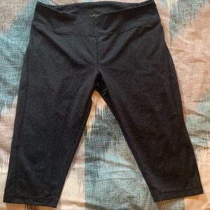 Zella Capri leggings